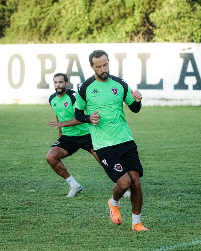 Nenê e Dourado