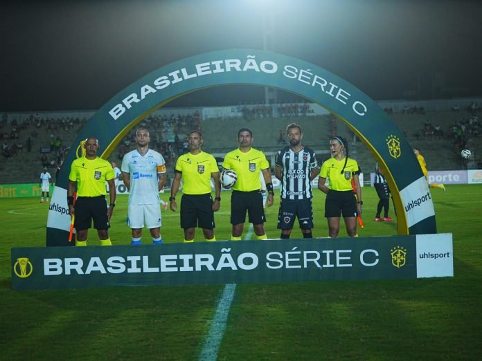 Botafogo e Confiança